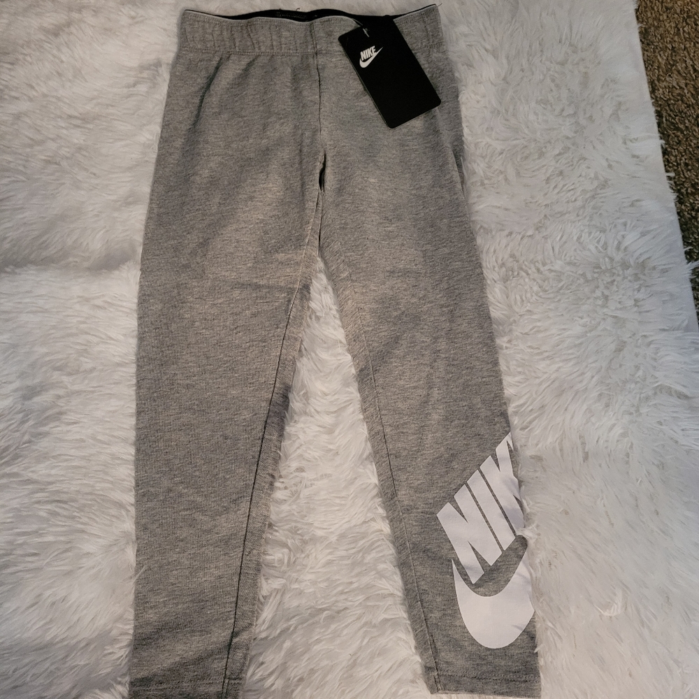 Girls nike leggings